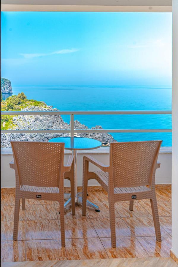 The Life Suites Лимнионас Экстерьер фото