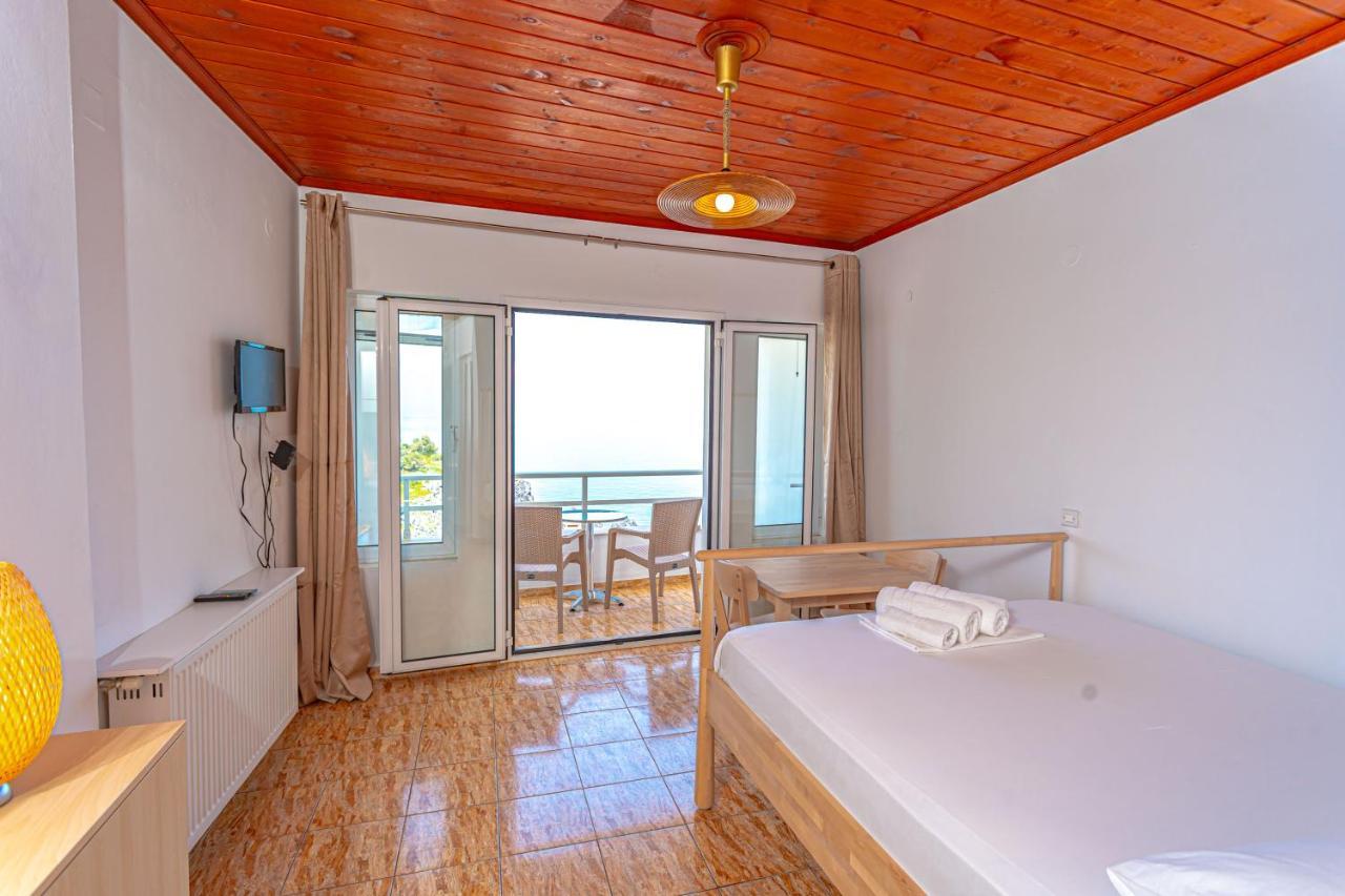 The Life Suites Лимнионас Экстерьер фото